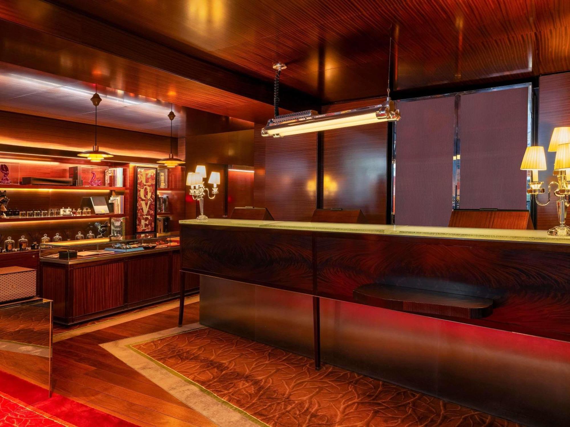 Hotel Le Royal Monceau Raffles Paris