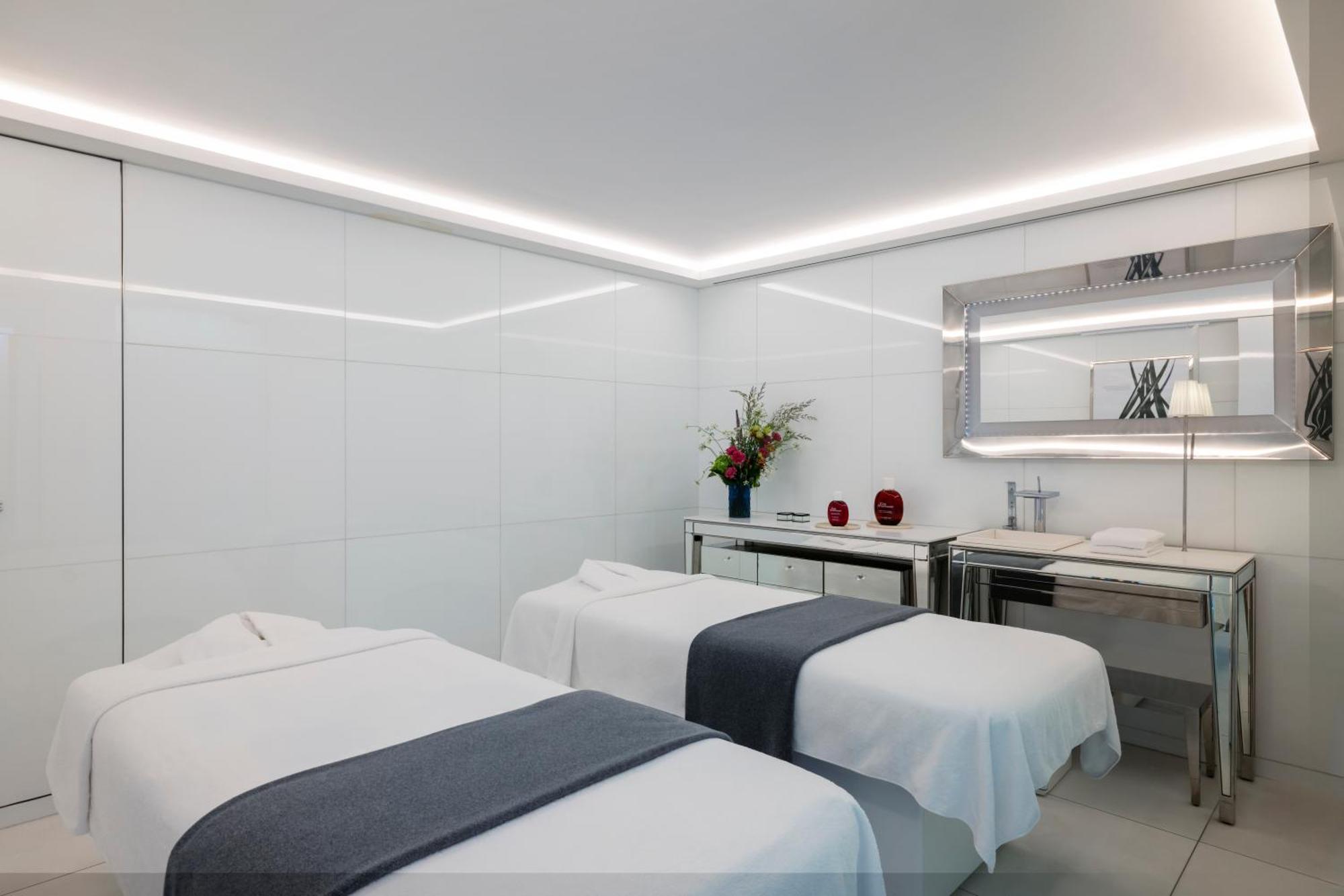 Le Royal Monceau Raffles 5*