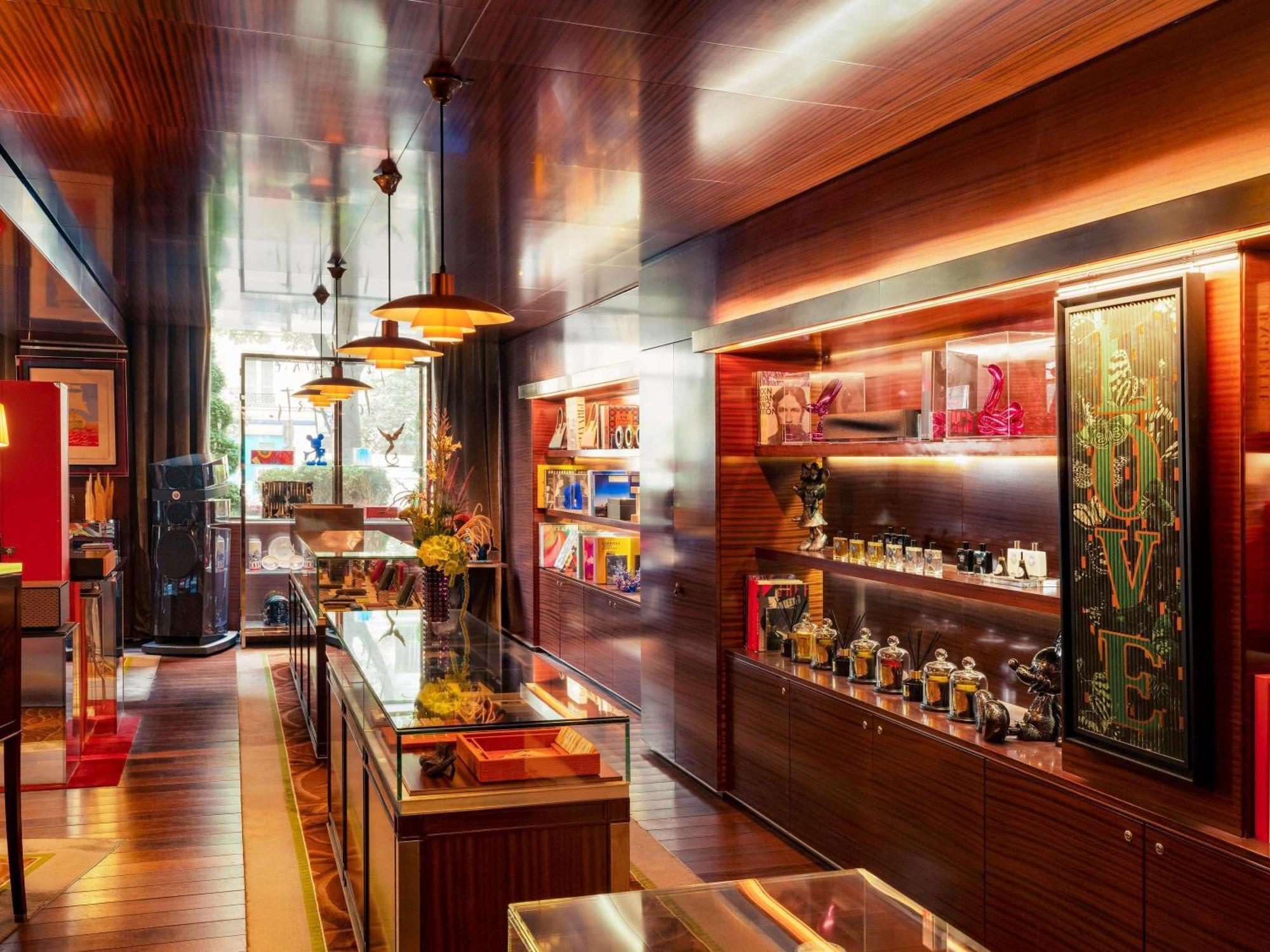 Hotel Le Royal Monceau Raffles